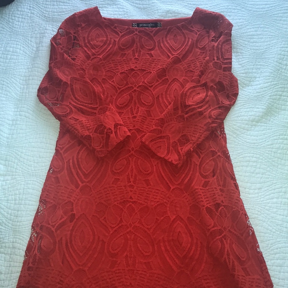 Red patterned short dress